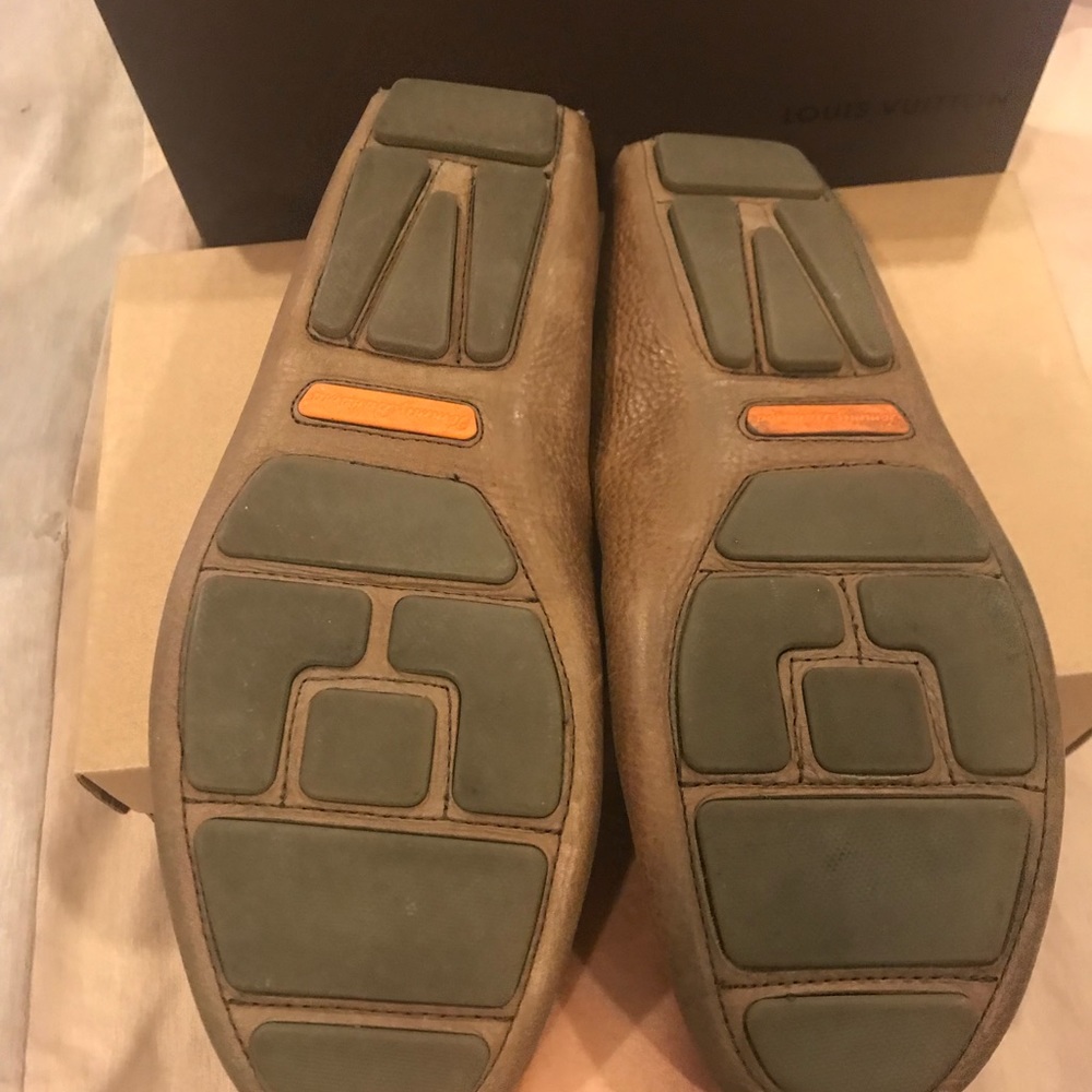 Authentic Tommy Bahama Pagota Men shoes